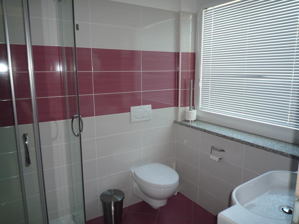 Guesthouse Pri Mihelovih Sezana Ngoại thất bức ảnh