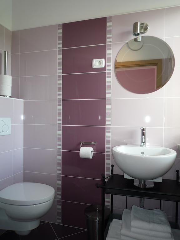 Guesthouse Pri Mihelovih Sezana Phòng bức ảnh